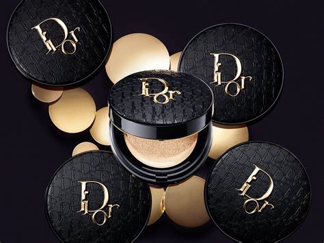 dior oblique bb cushion|Dior Forever Perfect Cushion Foundation Diormania Gold.